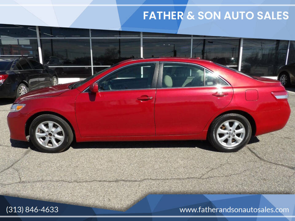 2011-toyota-camry-le-1