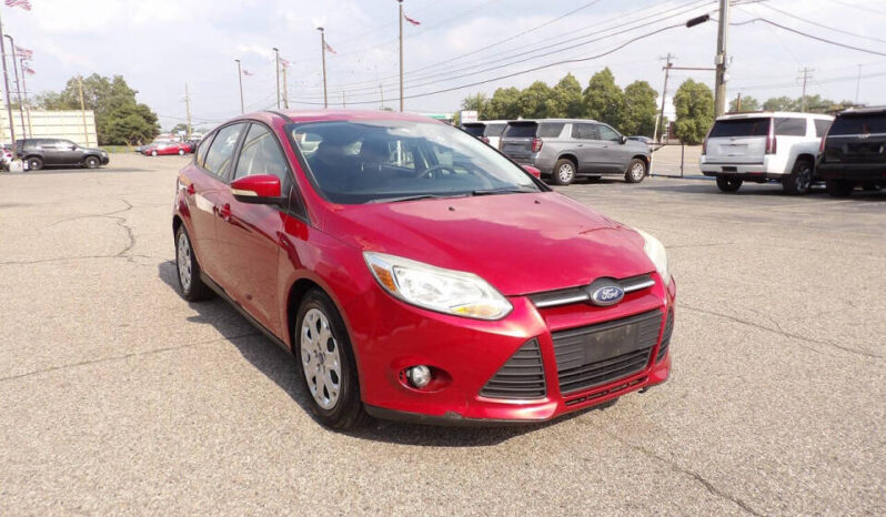 
								2012 Ford Focus full									