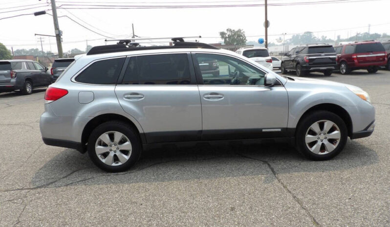 
								2012 Subaru Outback full									