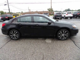 
										2013 Chrysler 200 full									