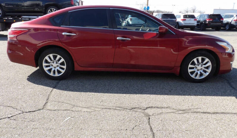 
								2013 Nissan Altima full									