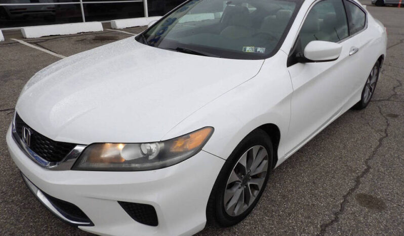 
								2015 Honda Accord full									