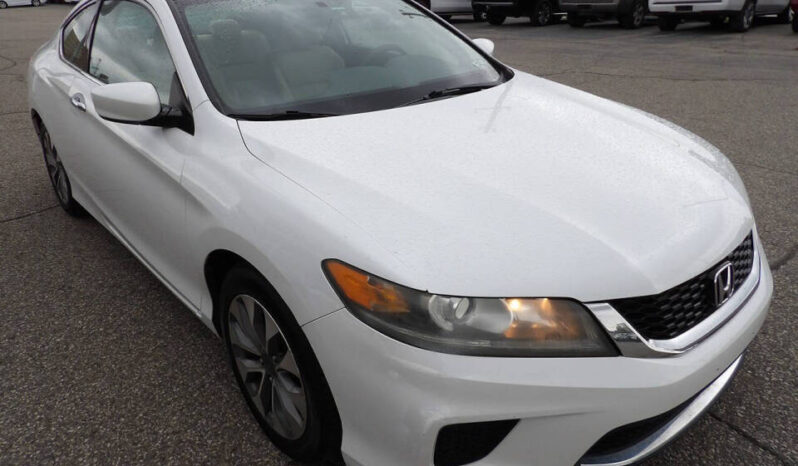 
								2015 Honda Accord full									