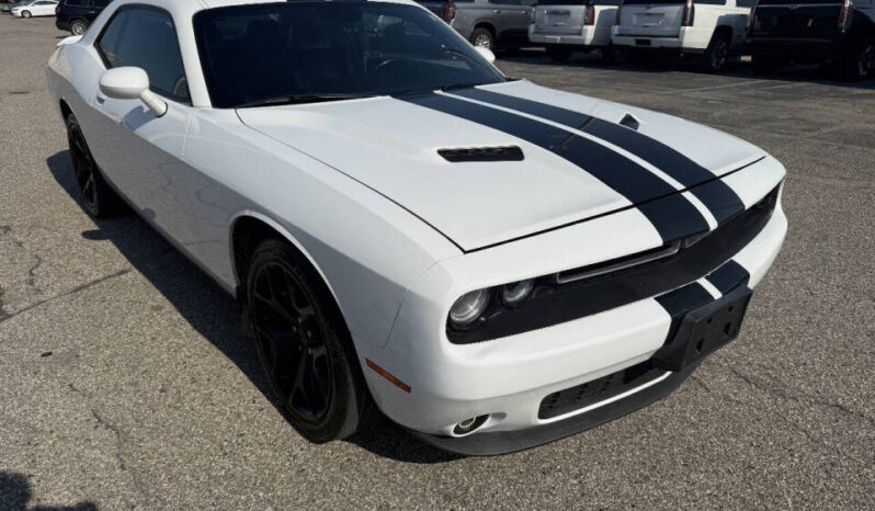 
								2016 Dodge Challenger full									