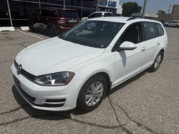 2016 Volkswagen Golf SportWagen