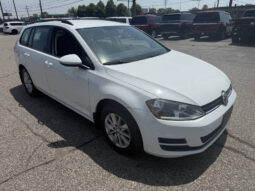2016 Volkswagen Golf SportWagen
