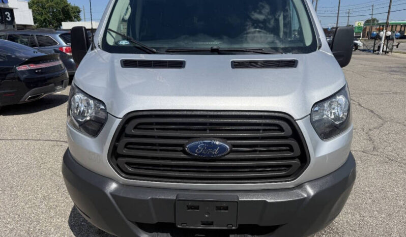 
								2017 Ford Transit full									
