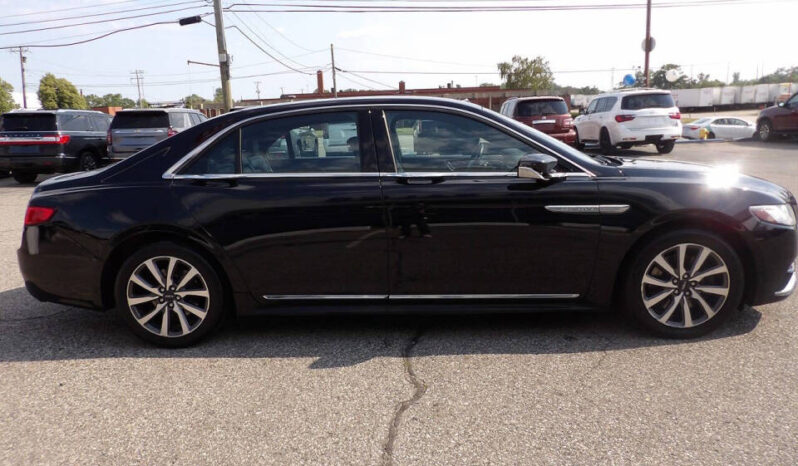 
								2017 Lincoln Continental full									