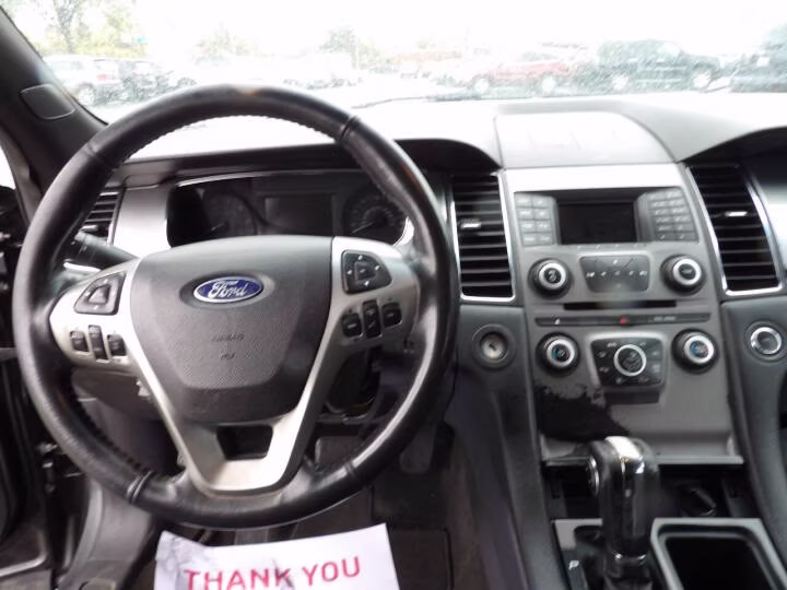 2018 Ford Taurus SEL - Photo 13