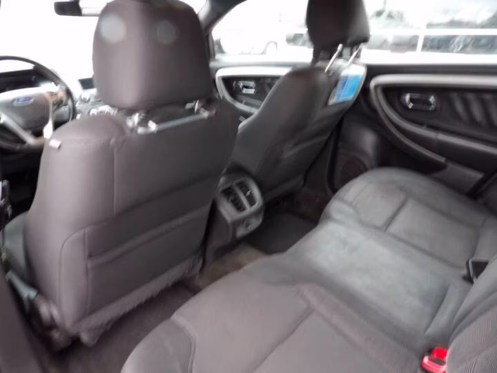 2018 Ford Taurus SEL - Photo 21