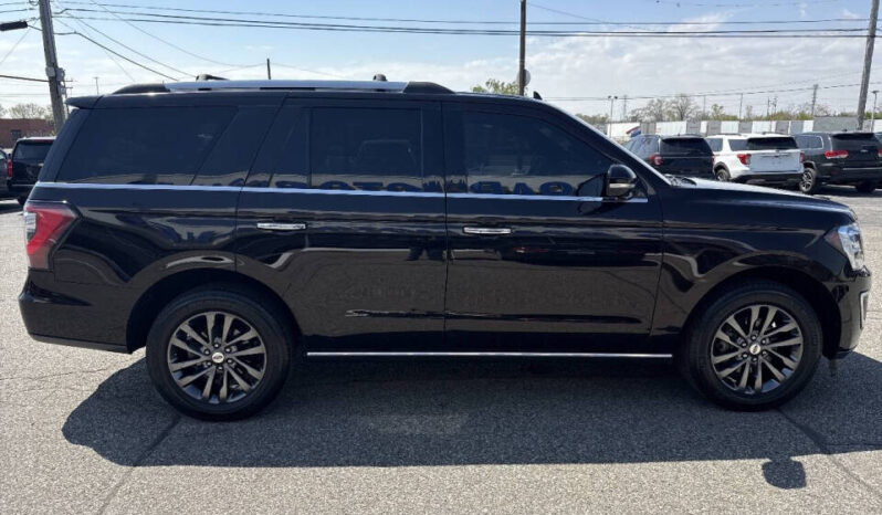 
								2021 Ford Expedition full									
