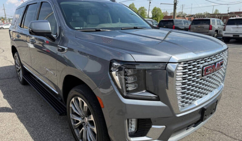 
								2021 GMC Yukon full									