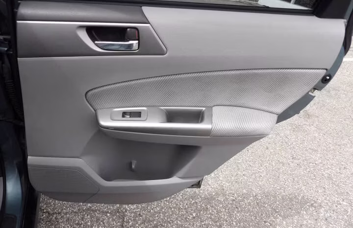 
								2009 Subaru Forester full									