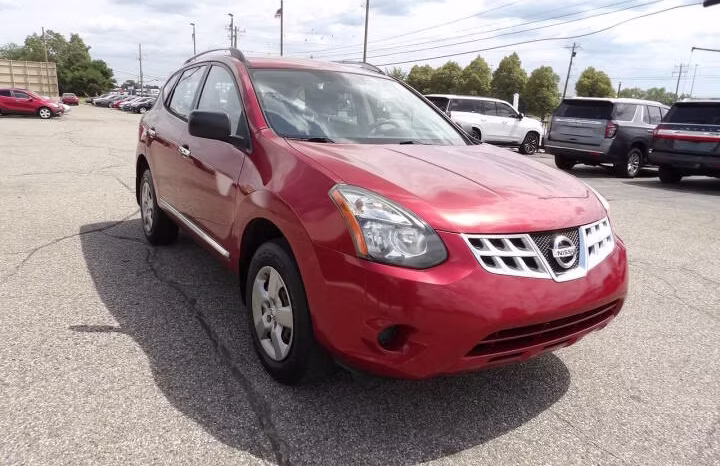 
								2014 Nissan Rogue Select full									