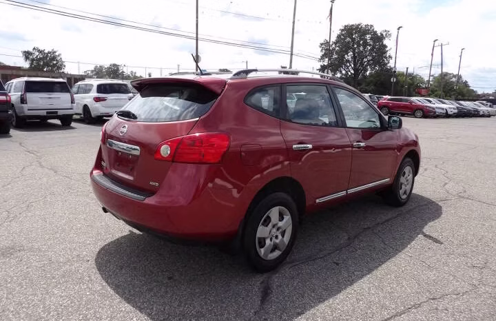 
								2014 Nissan Rogue Select full									