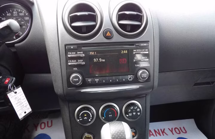 
								2014 Nissan Rogue Select full									