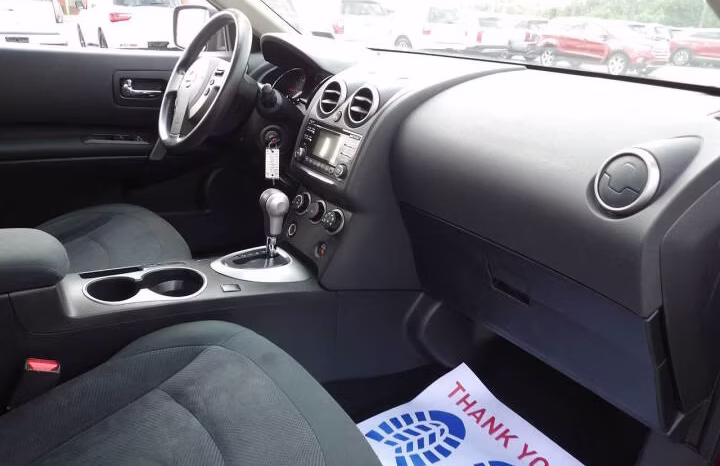 
								2014 Nissan Rogue Select full									