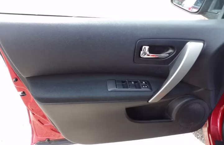 
								2014 Nissan Rogue Select full									
