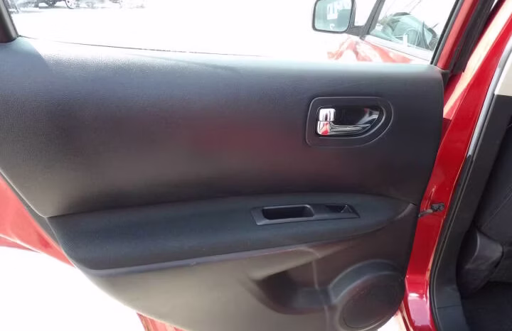
								2014 Nissan Rogue Select full									
