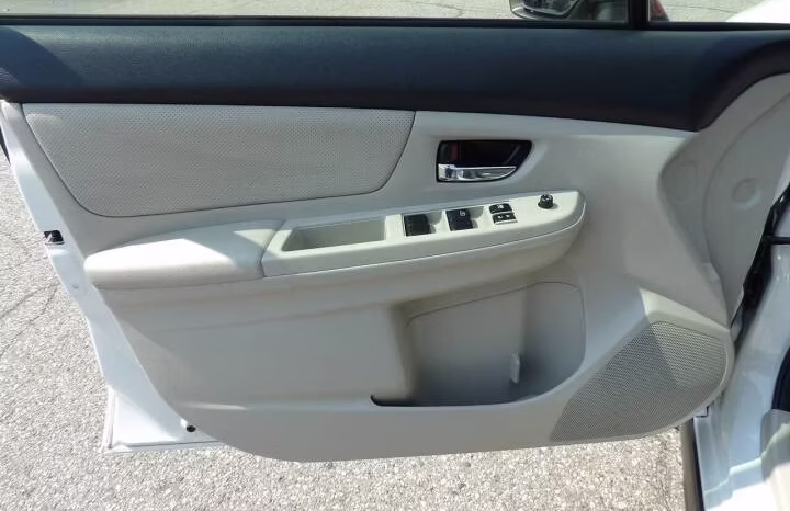 
								2014 Subaru XV Crosstrek full									