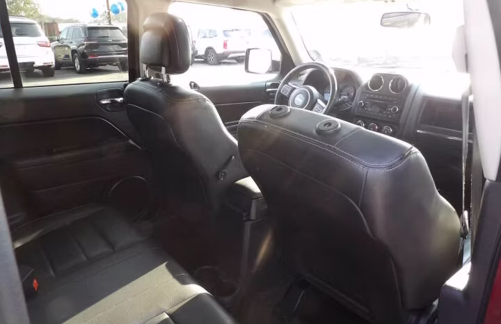 
								2015 Jeep Patriot full									