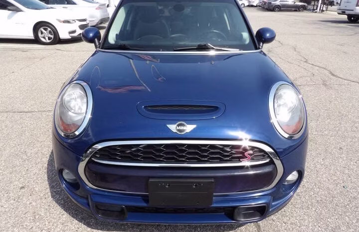 
								2015 MINI Hardtop 4 Door full									