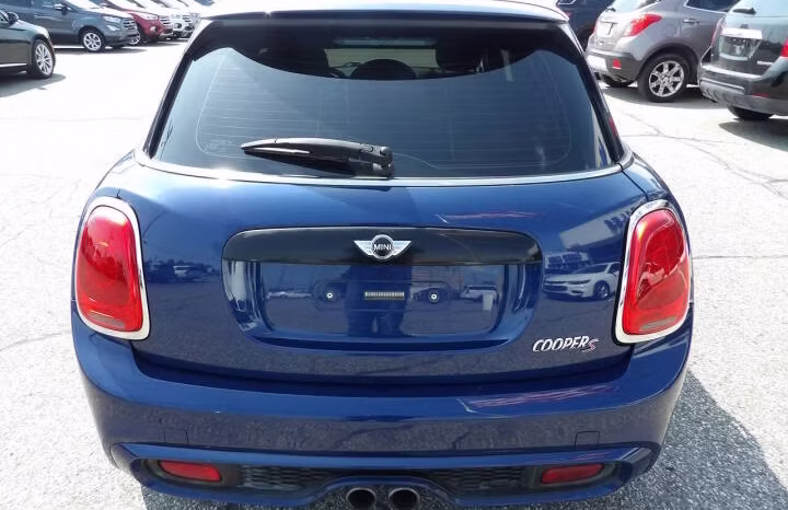 
								2015 MINI Hardtop 4 Door full									