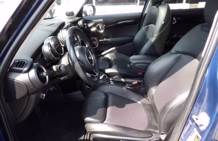 
								2015 MINI Hardtop 4 Door full									