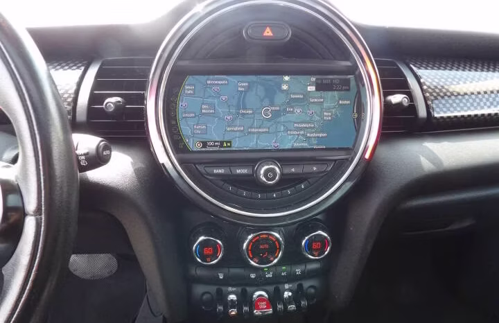 
								2015 MINI Hardtop 4 Door full									