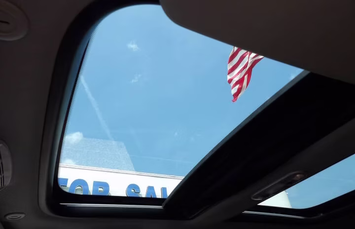 
								2015 MINI Hardtop 4 Door full									