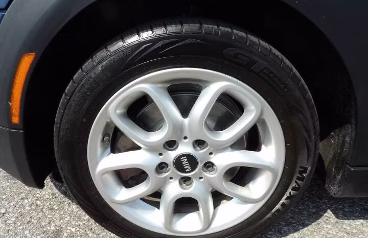 
								2015 MINI Hardtop 4 Door full									