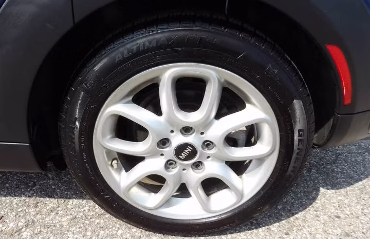 
								2015 MINI Hardtop 4 Door full									