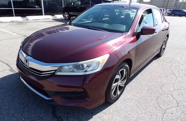
								2016 Honda Accord full									