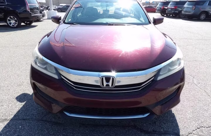 
								2016 Honda Accord full									