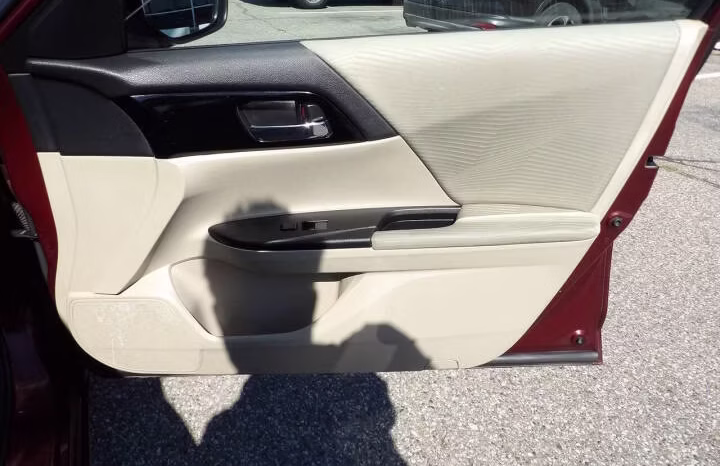 
								2016 Honda Accord full									
