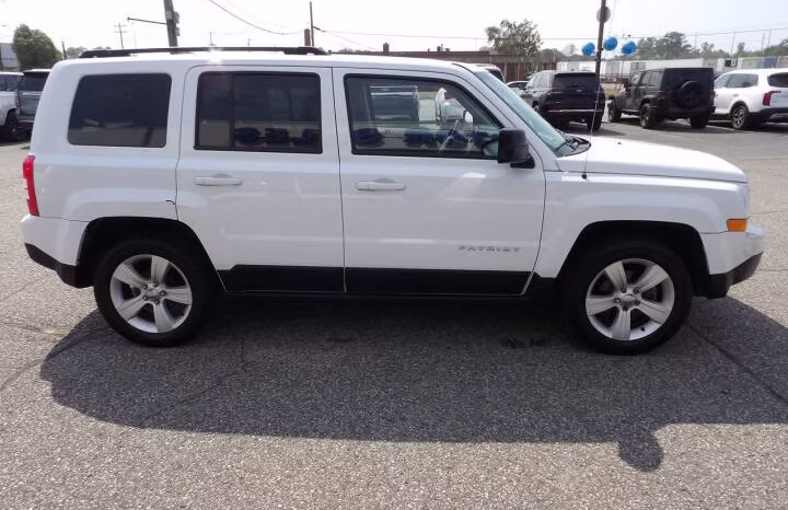 
								2016 Jeep Patriot full									