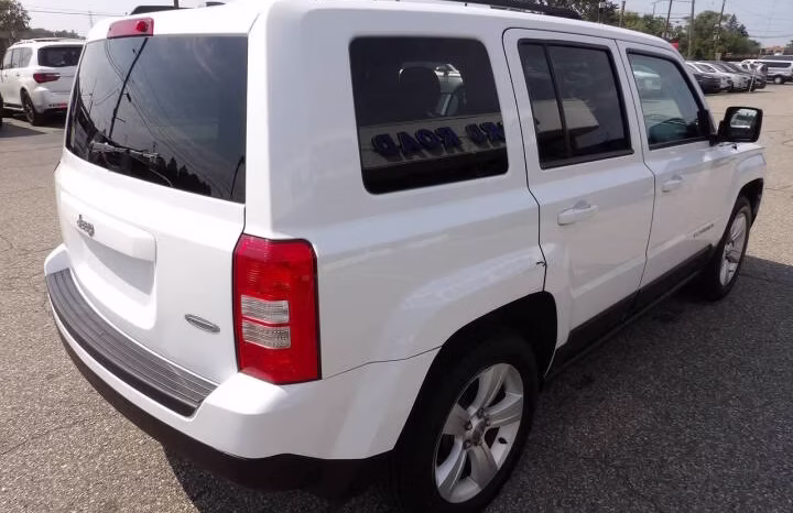 
								2016 Jeep Patriot full									