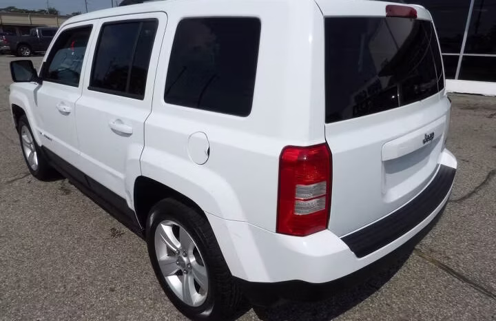 
								2016 Jeep Patriot full									
