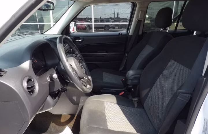 
								2016 Jeep Patriot full									
