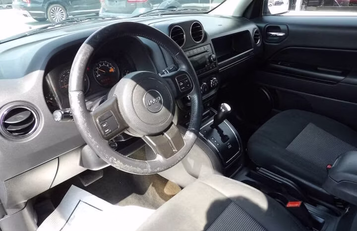 
								2016 Jeep Patriot full									