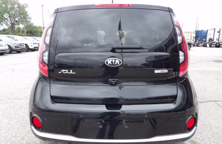 
								2016 Kia Soul EV full									