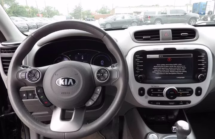 
								2016 Kia Soul EV full									
