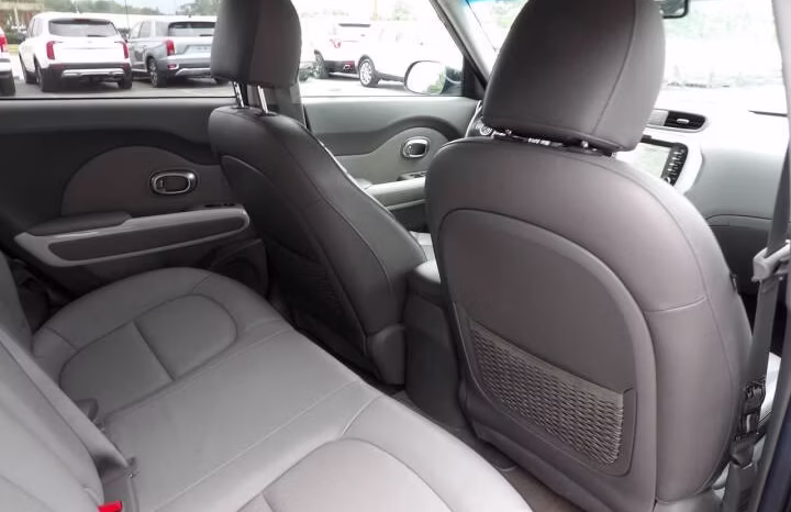 
								2016 Kia Soul EV full									