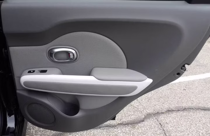 
								2016 Kia Soul EV full									
