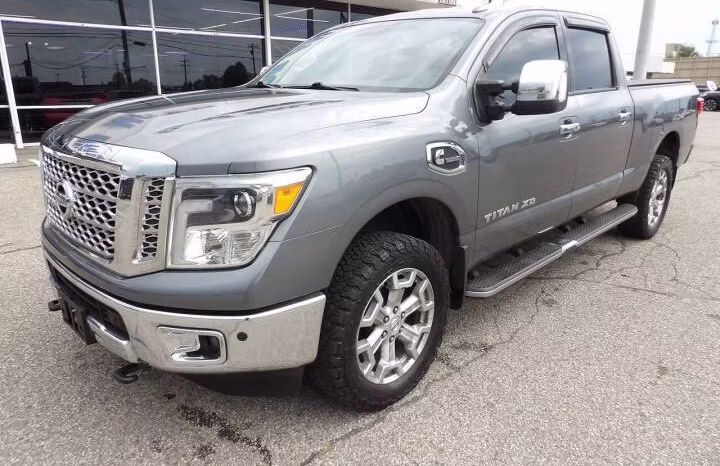 
								2016 Nissan Titan XD full									
