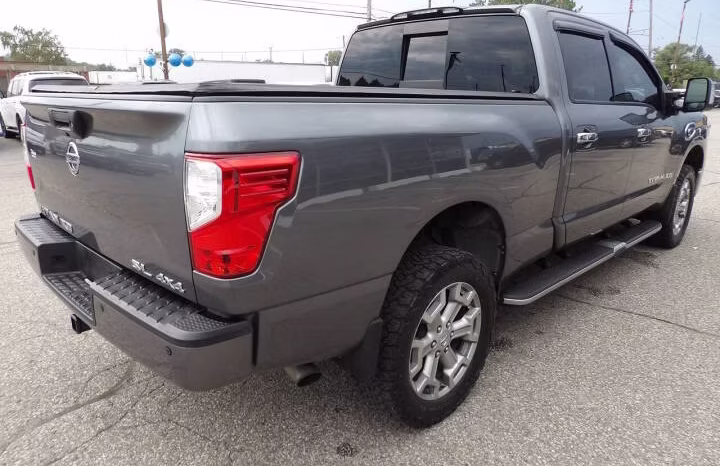 
								2016 Nissan Titan XD full									