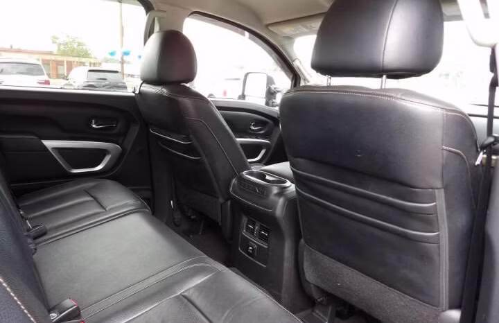 
								2016 Nissan Titan XD full									