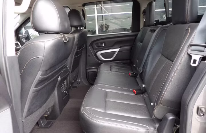 
								2016 Nissan Titan XD full									