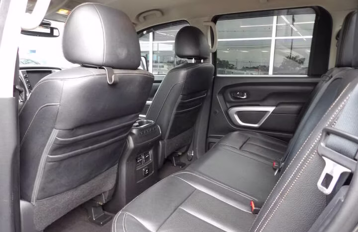 
								2016 Nissan Titan XD full									