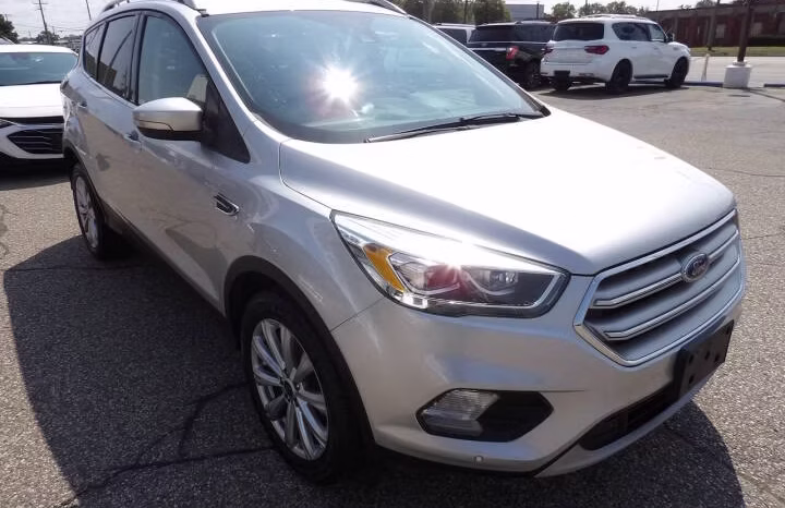 
								2017 Ford Escape full									
